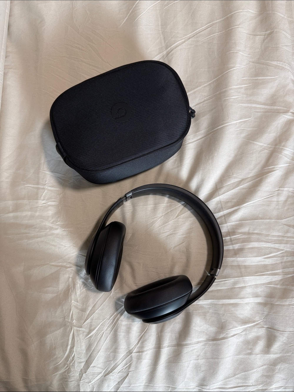 Beats Studio Pro Premium Wireless Over-Ear Headphones